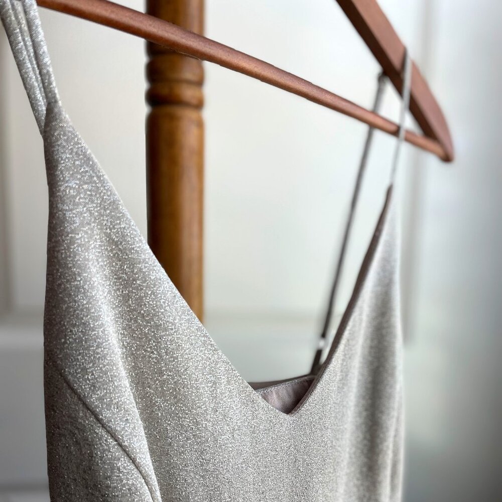 Elevenses Glitter Spaghetti Strap Pleated Midi Dress - Size 4 - Silver